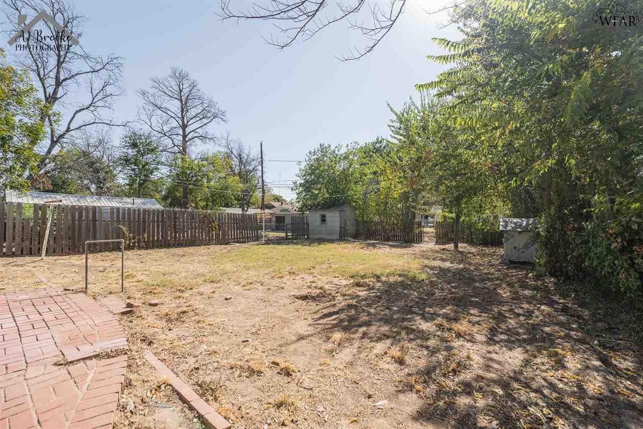 1807 Collins Avenue, Wichita Falls, Texas image 24