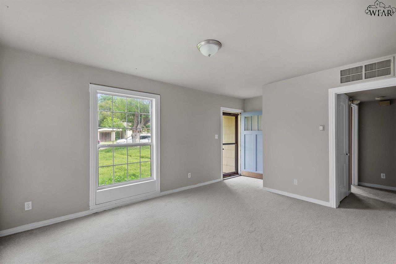 3211 York Street, Wichita Falls, Texas image 4