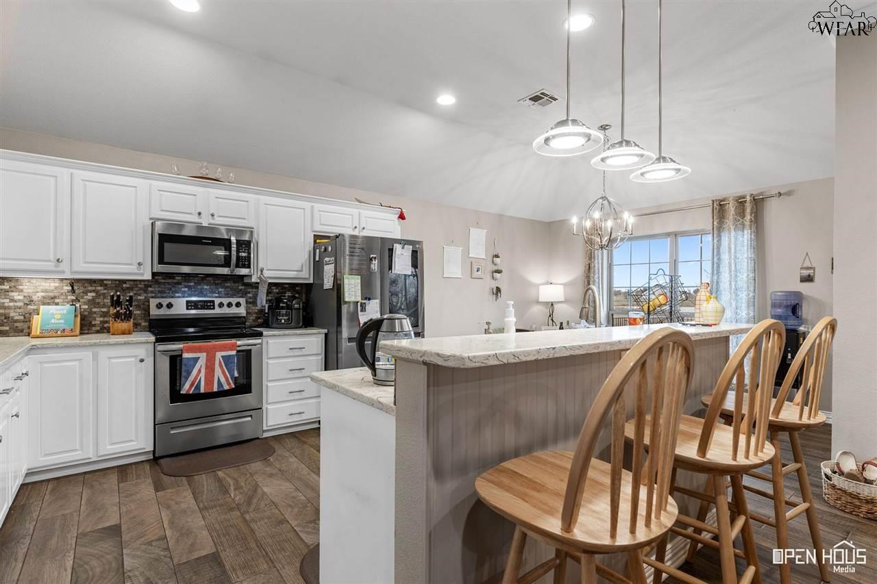 1110 Chaparral Court, Burkburnett, Texas image 3