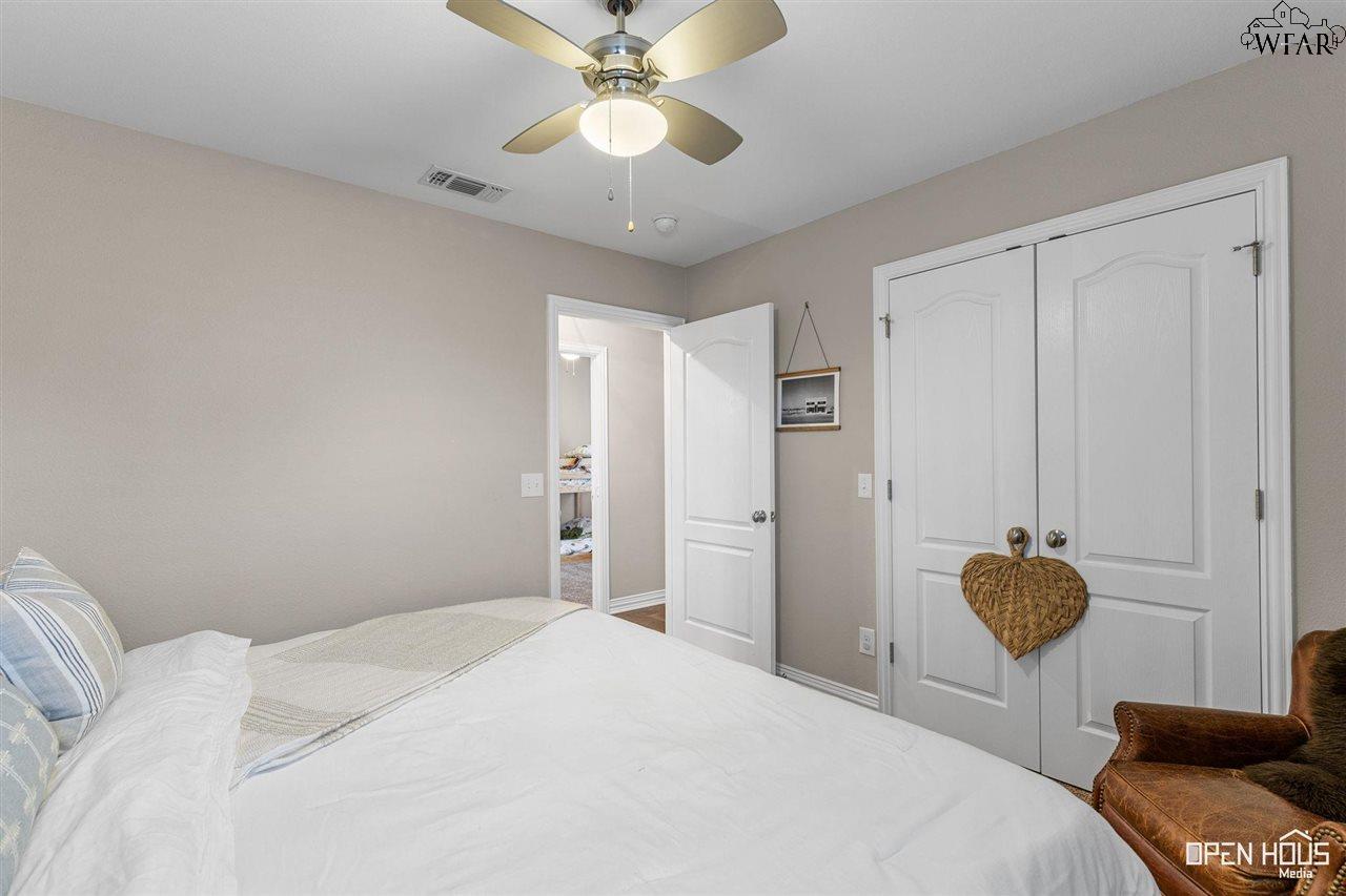 1110 Chaparral Court, Burkburnett, Texas image 24