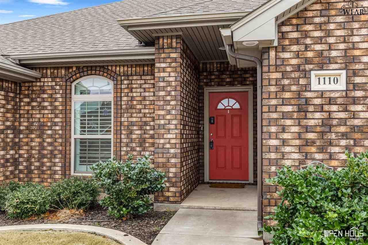 1110 Chaparral Court, Burkburnett, Texas image 2