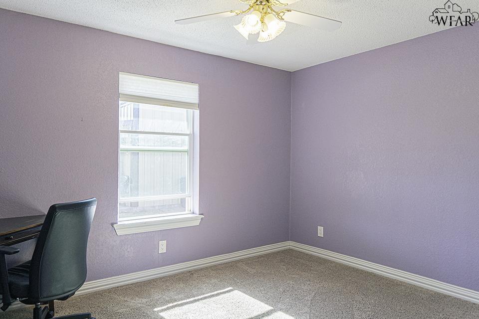 609 W Magnolia Avenue, Iowa Park, Texas image 16