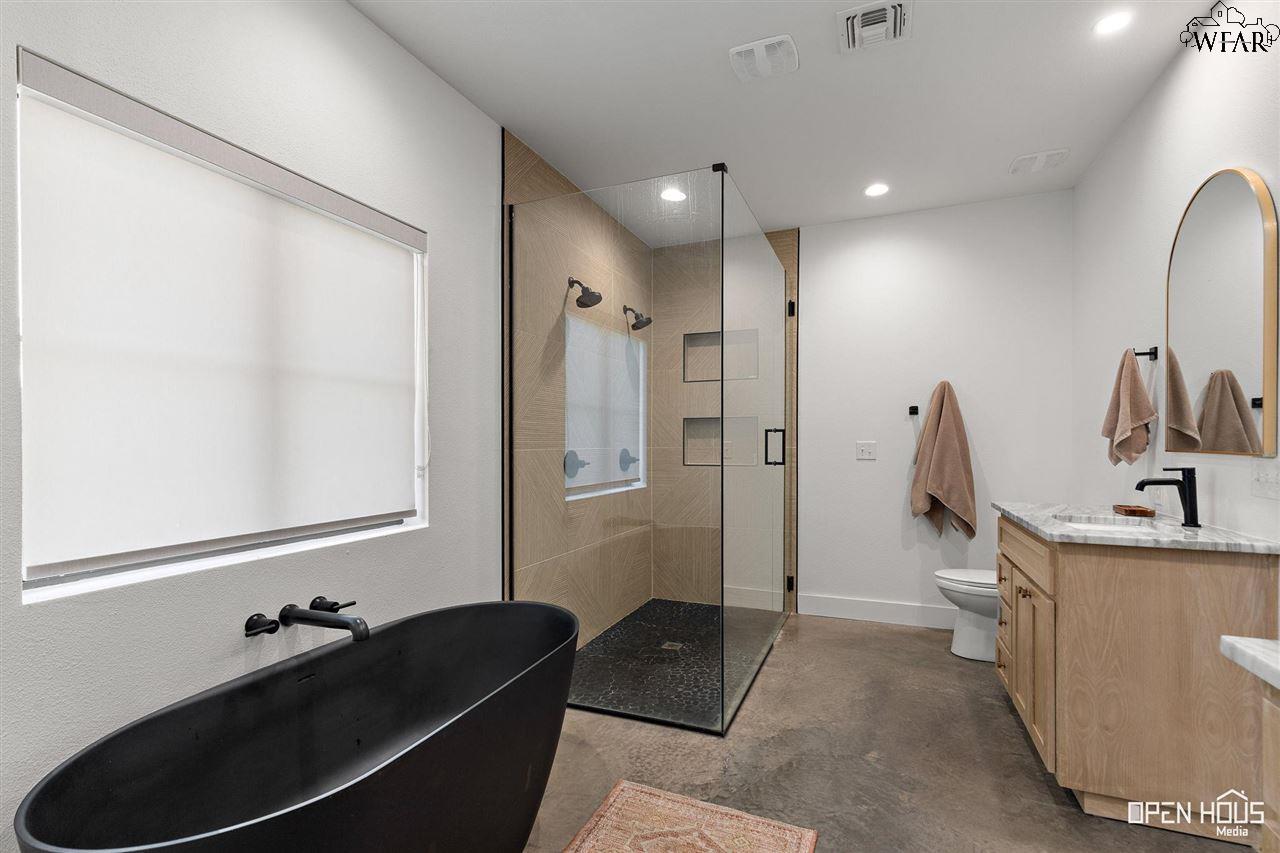 4504 Hollow Ridge Drive, Wichita Falls, Texas image 14