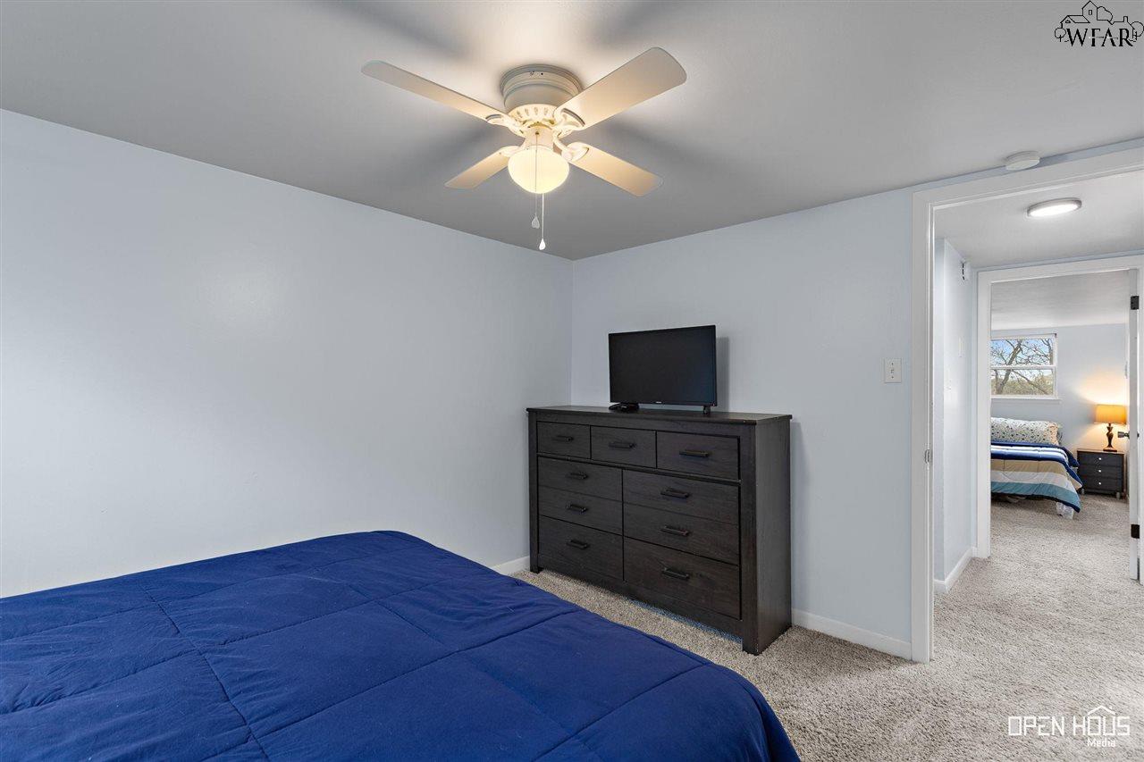 1008 E Beverly Loop, Burkburnett, Texas image 7