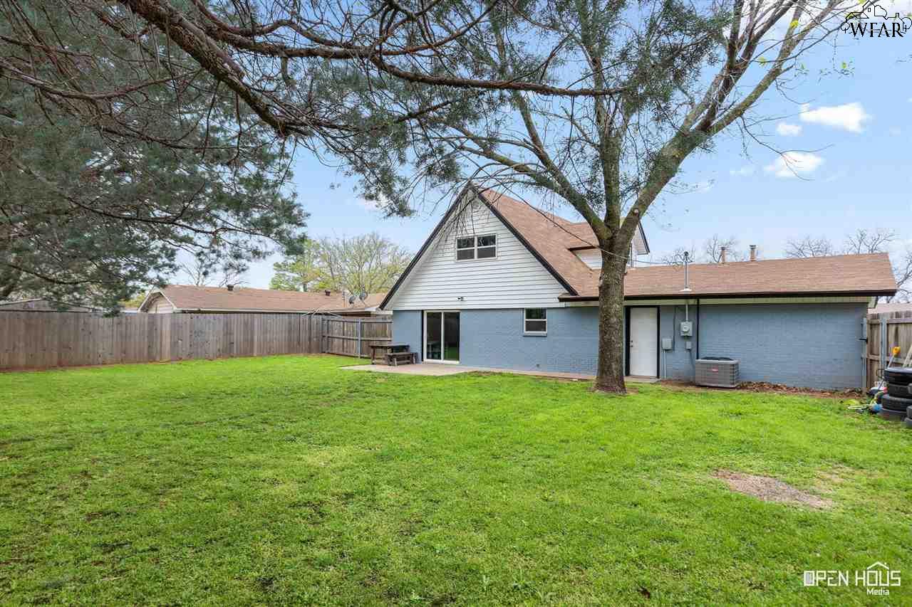 1008 E Beverly Loop, Burkburnett, Texas image 29