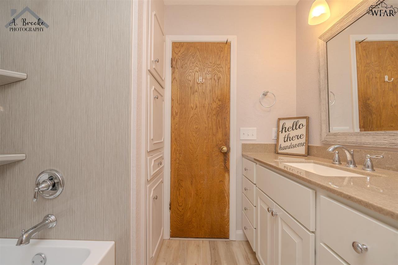2301 Randolph Drive, Wichita Falls, Texas image 14
