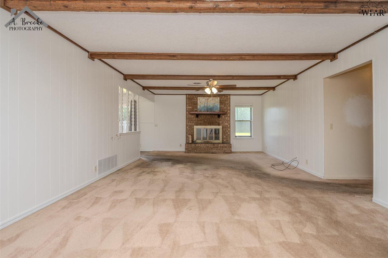 2301 Randolph Drive, Wichita Falls, Texas image 4