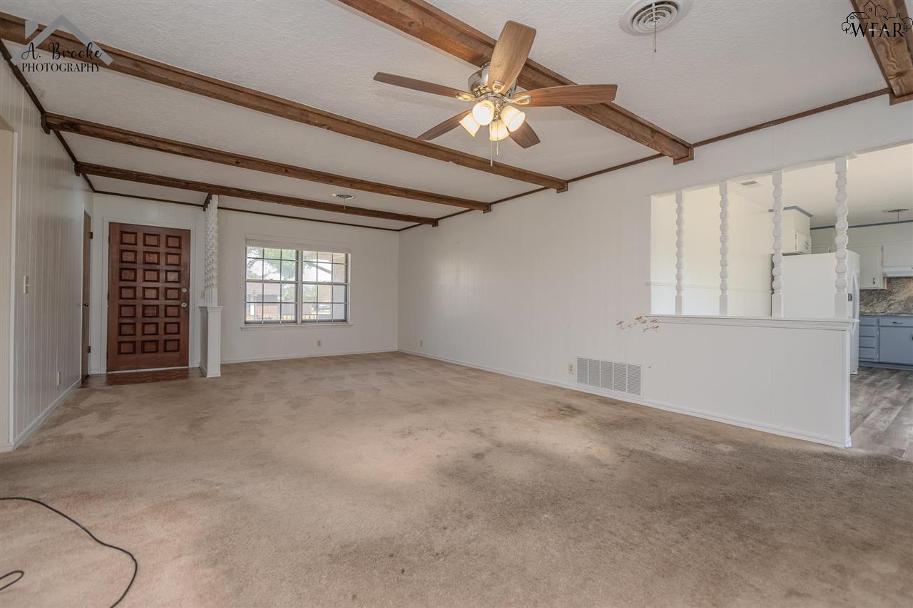 2301 Randolph Drive, Wichita Falls, Texas image 6