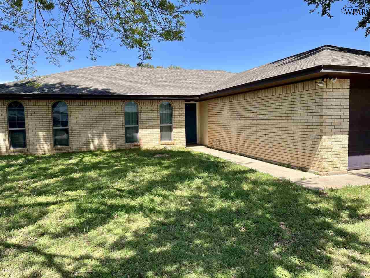 1403 Amherst Street, Burkburnett, Texas image 2