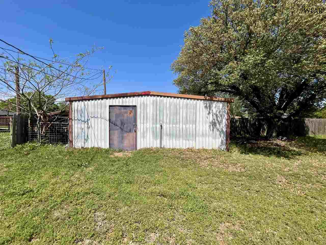 1403 Amherst Street, Burkburnett, Texas image 22