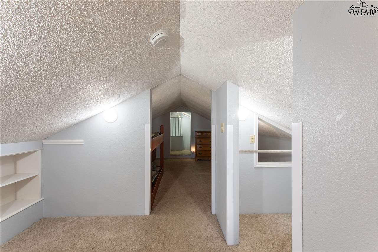 2406 Haws Road, Iowa Park, Texas image 22