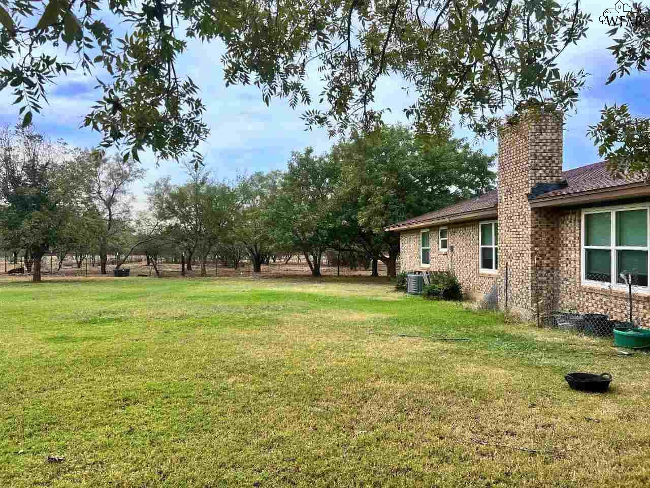 2151 Hawthorn Road, Perrin, Texas image 15