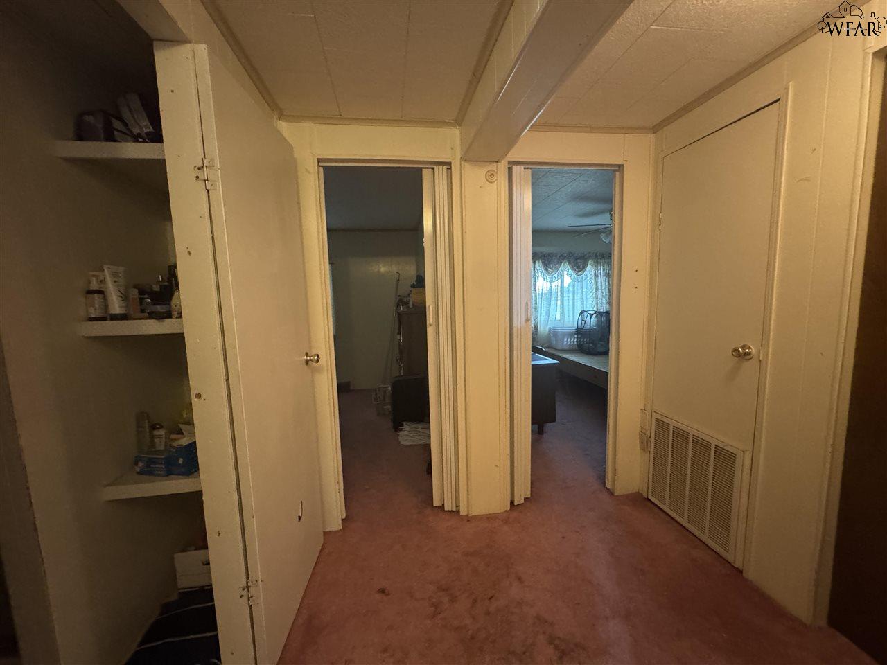 944 S Waggoner Street, Electra, Pennsylvania image 27