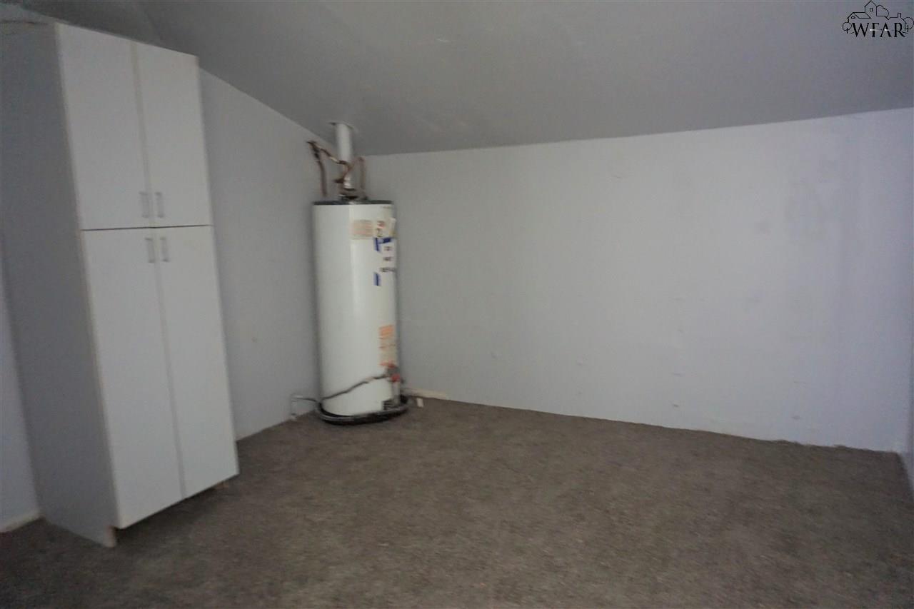 503 E South Drive, Henrietta, Texas image 21