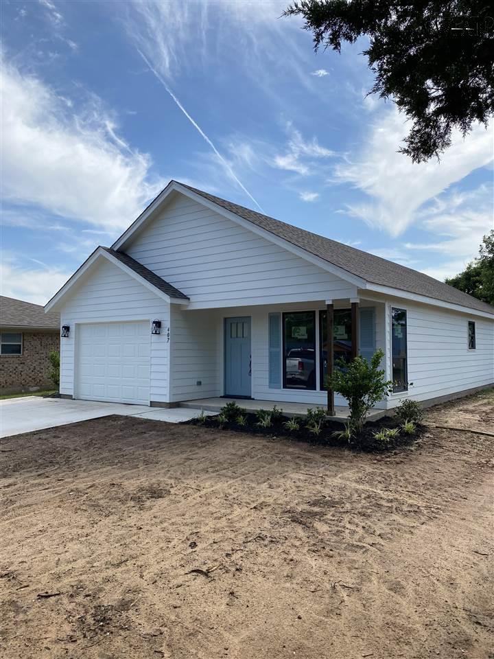 407 S Clay, Henrietta, Texas image 2