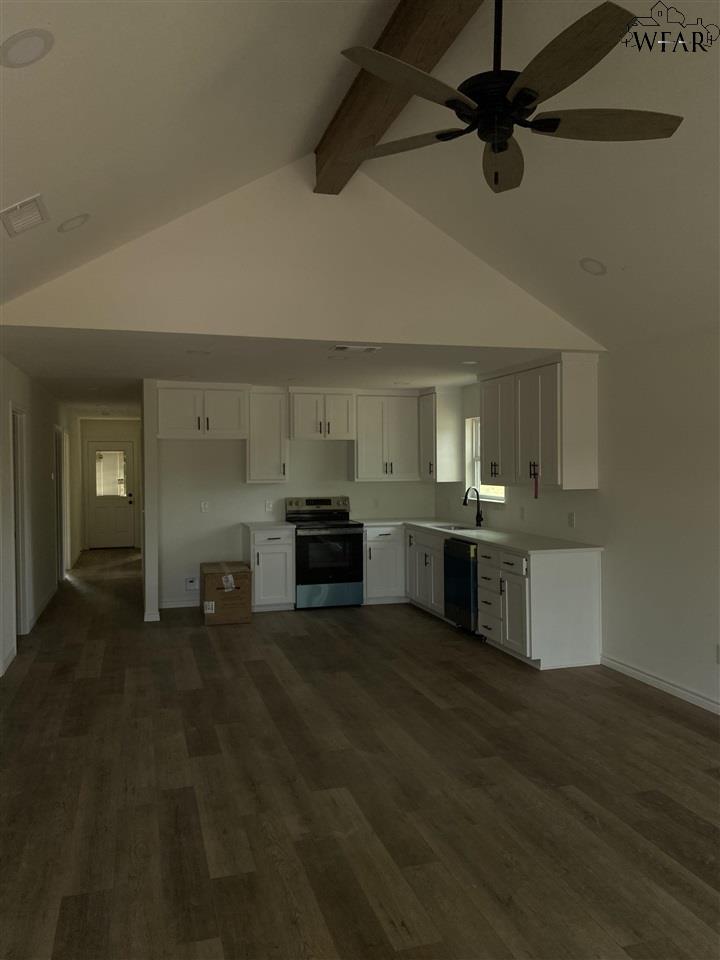 407 S Clay, Henrietta, Texas image 5