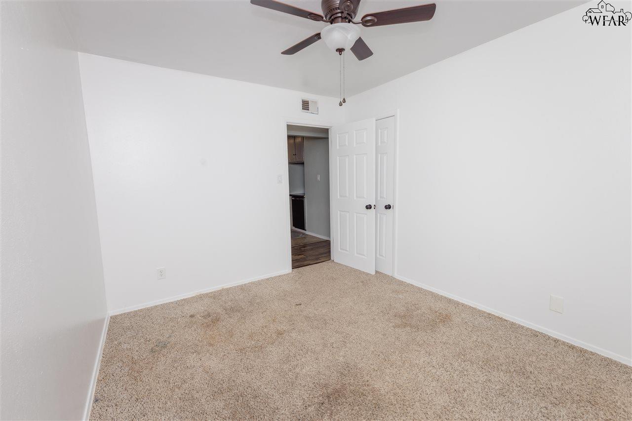 1009 W Cornelia Avenue, Iowa Park, Texas image 13