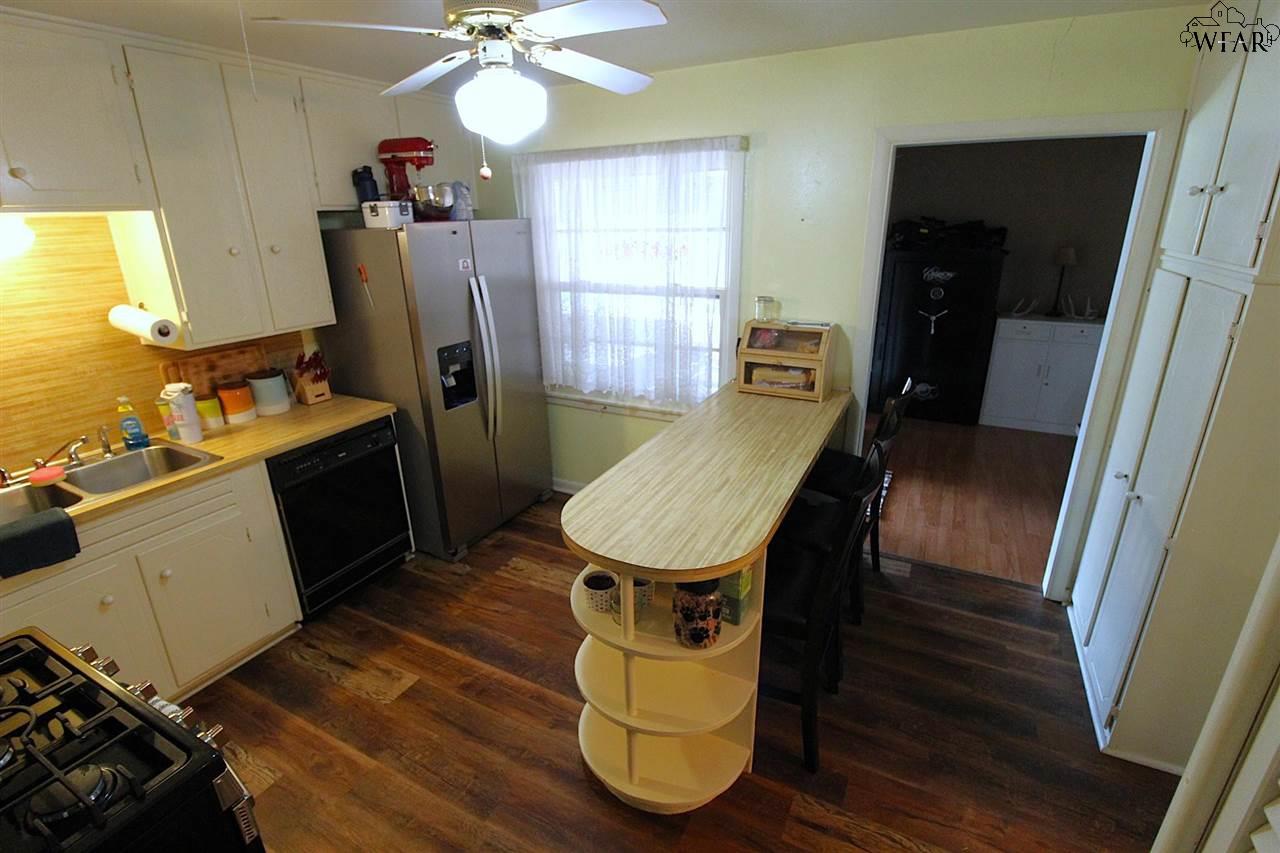 2229 Bismarck Street, Vernon, Texas image 8