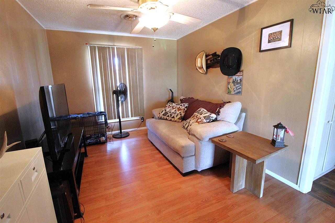 2229 Bismarck Street, Vernon, Texas image 14