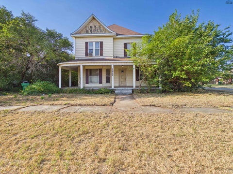 Homes For Sale - 1829 London Street<br/> Vernon, TX 76384