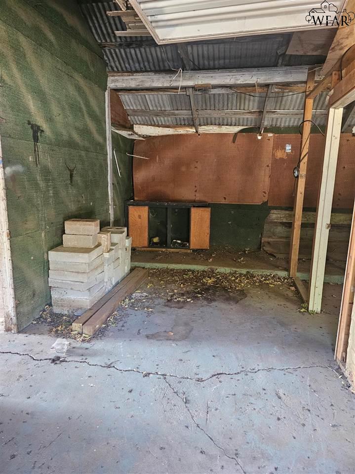 720 W 3rd Street, Burkburnett, Texas image 19