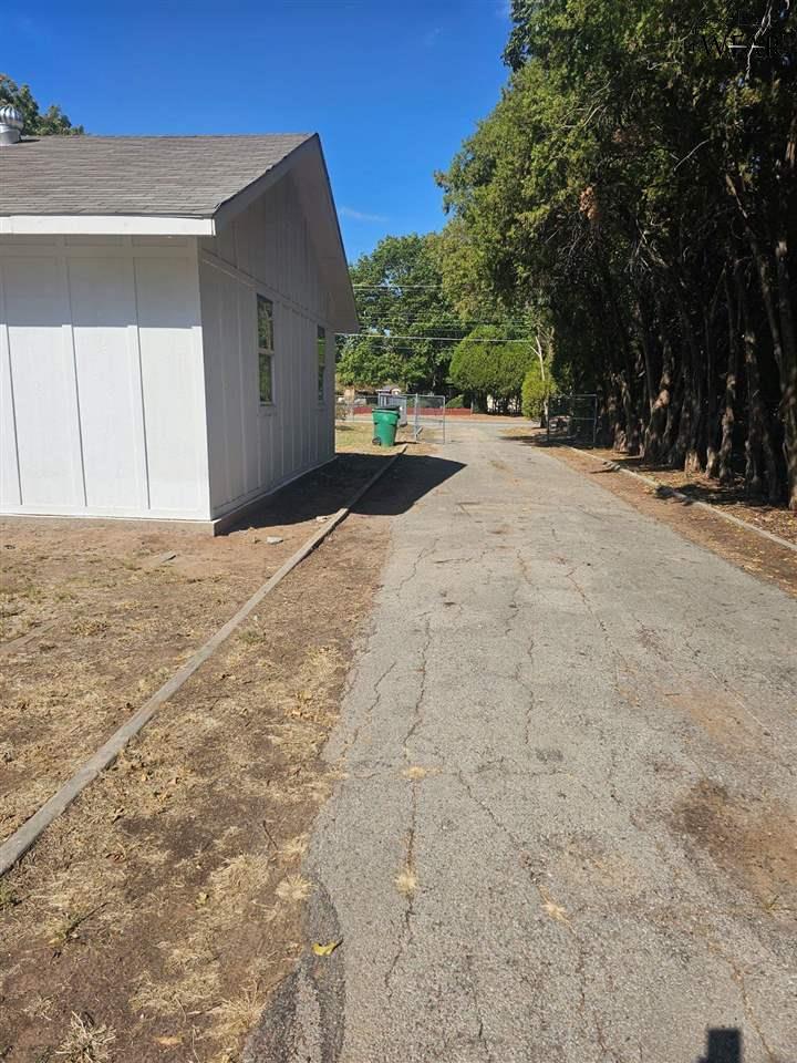720 W 3rd Street, Burkburnett, Texas image 13