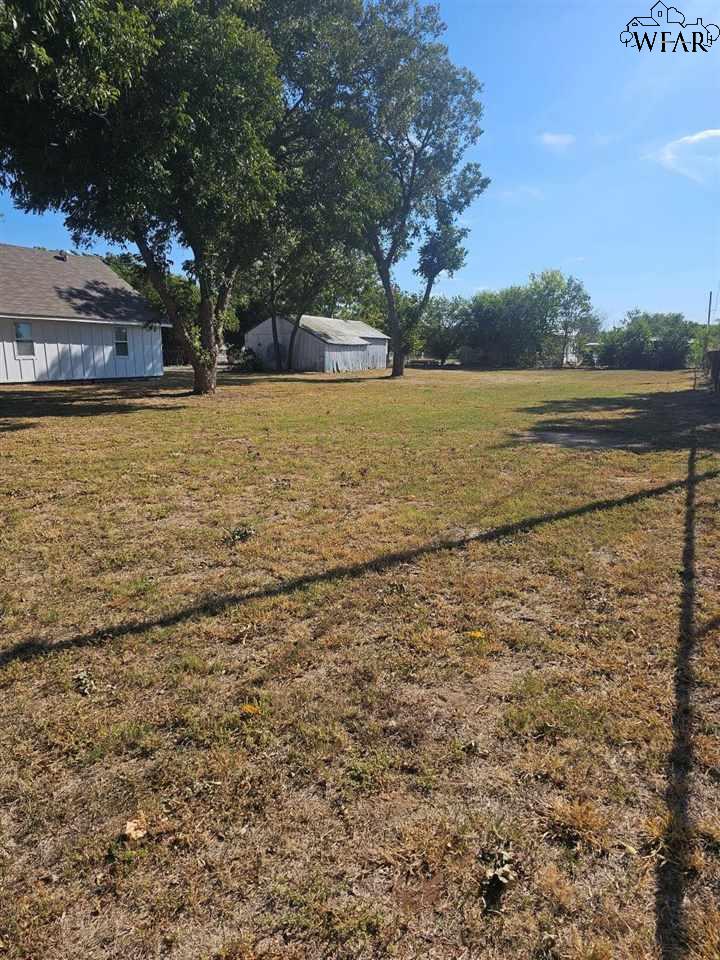 720 W 3rd Street, Burkburnett, Texas image 27