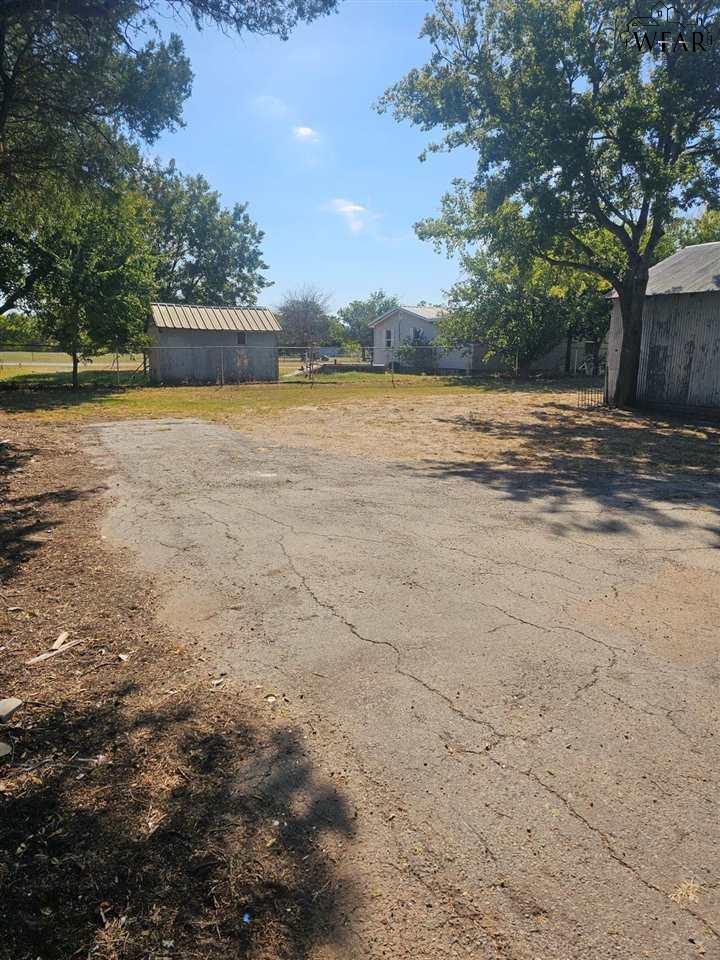 720 W 3rd Street, Burkburnett, Texas image 15