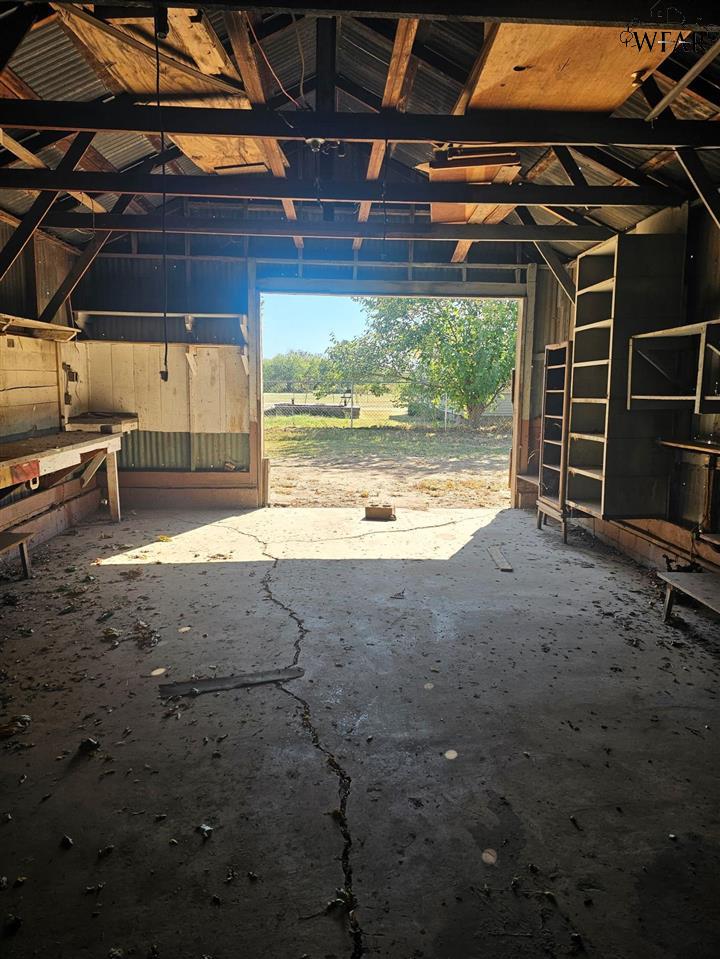 720 W 3rd Street, Burkburnett, Texas image 21