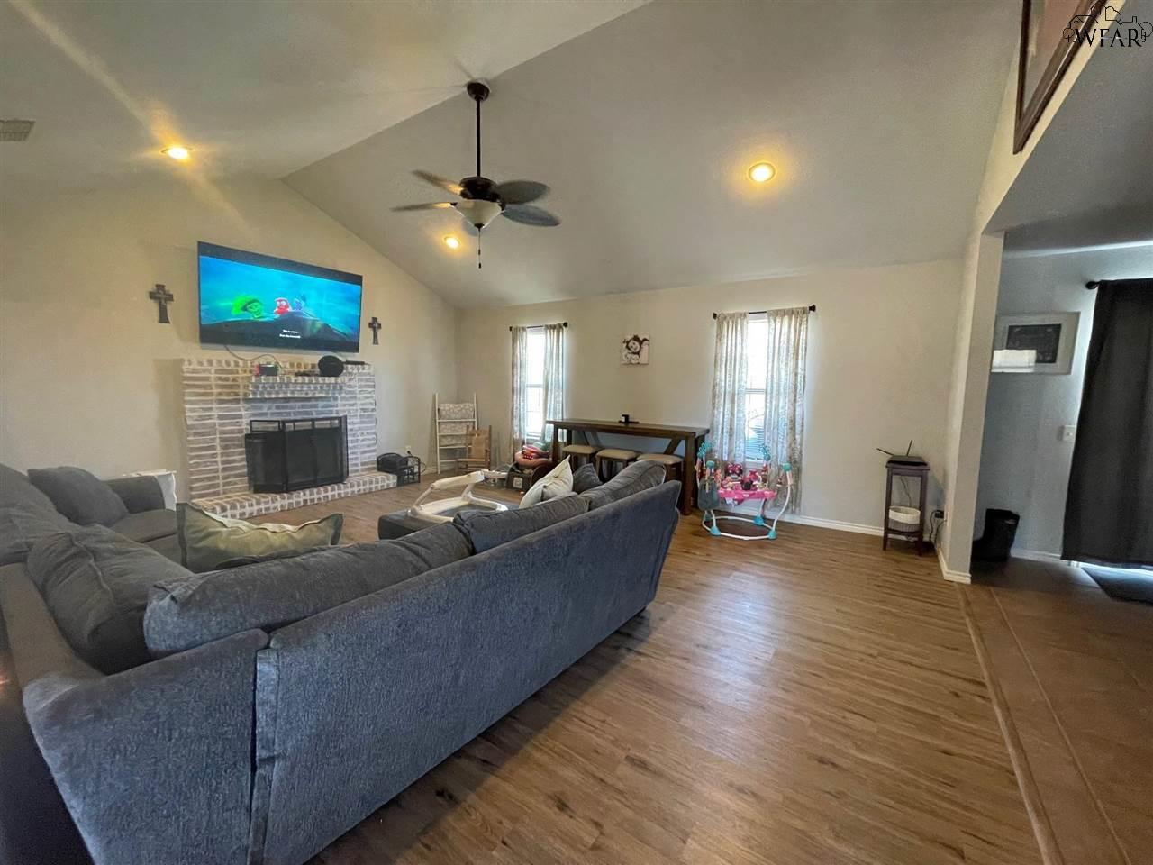 627 Pocahontas Trail, Wichita Falls, Texas image 8