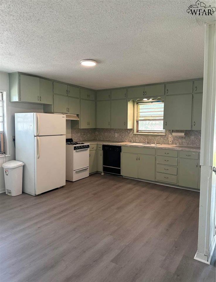 1117 E Spring Street, Henrietta, Texas image 6
