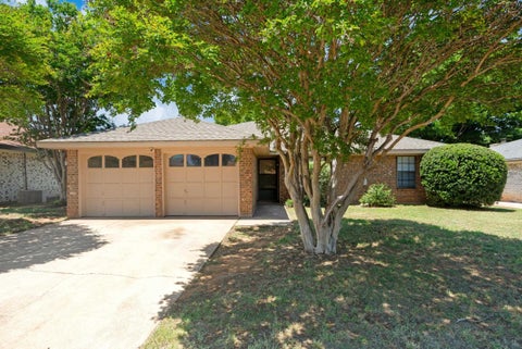 Homes For Sale - 5504 Rhone Drive<br/> Wichita County, Wichita Falls, TX 76306