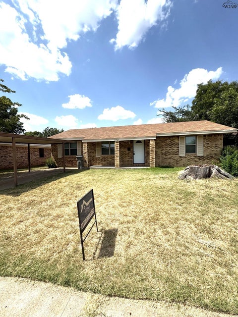 Homes For Rent - 1402 Hunt Street<br/> Wichita County, Wichita Falls, TX 76302
