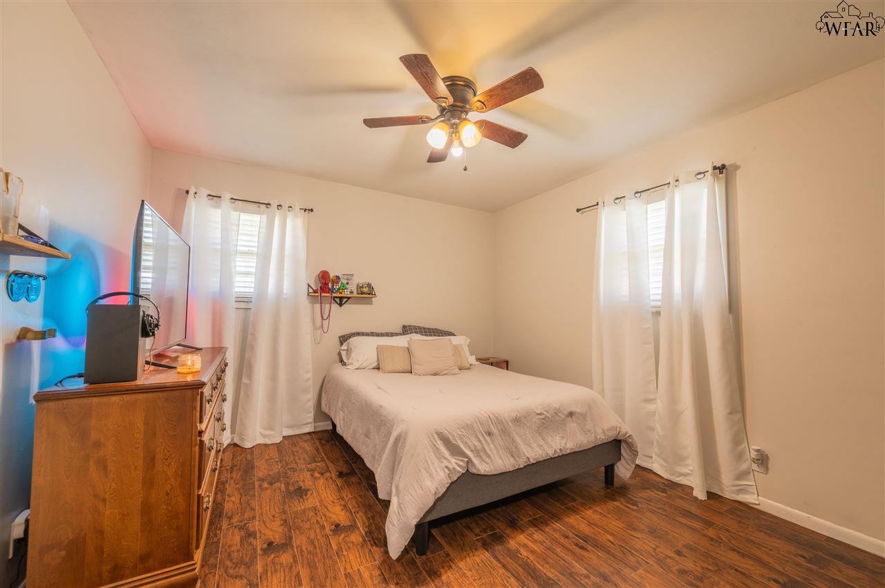 907 S Preston Road, Burkburnett, Texas image 15