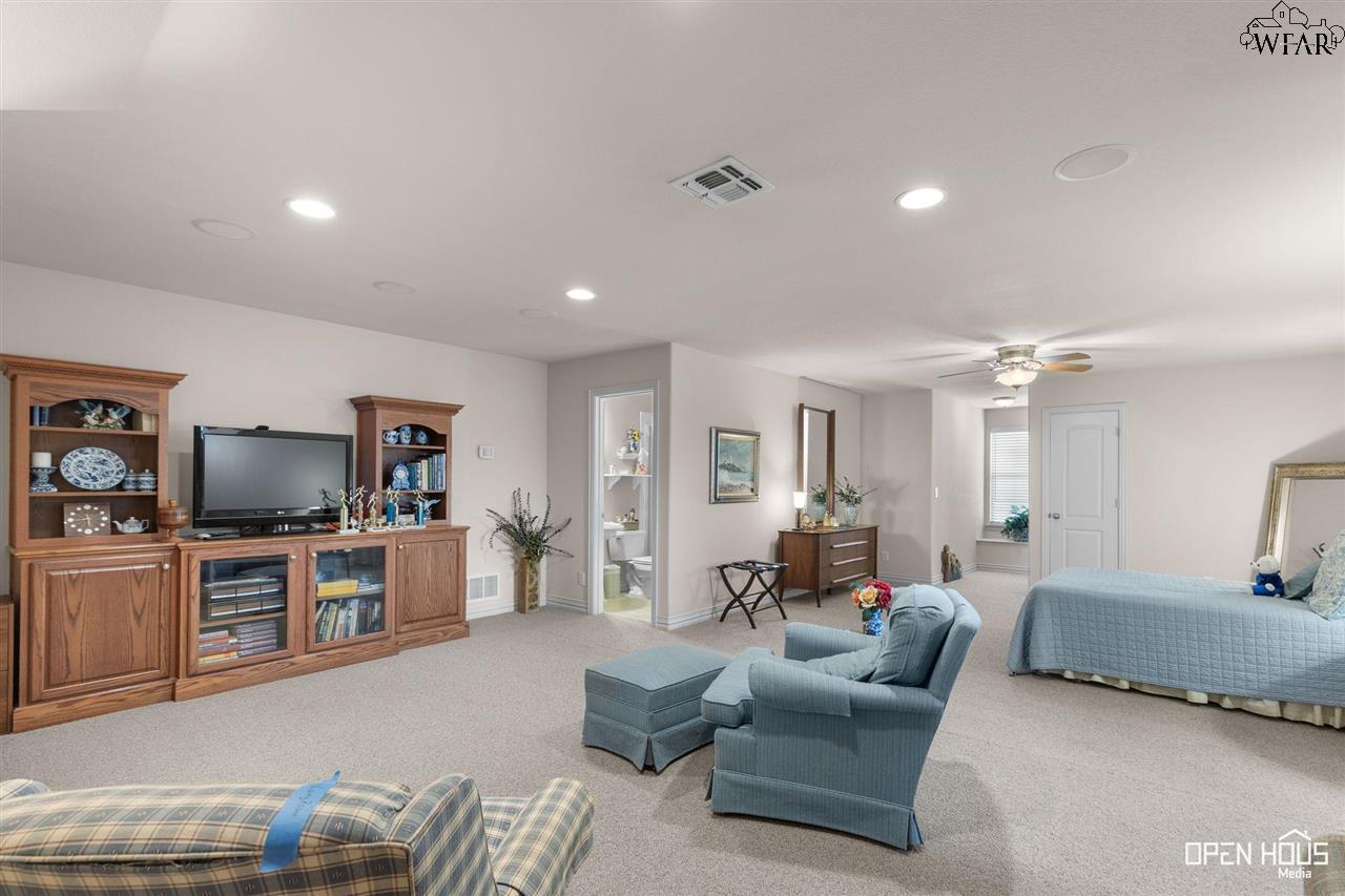 4158 Candlewood Circle, Wichita Falls, New York image 25