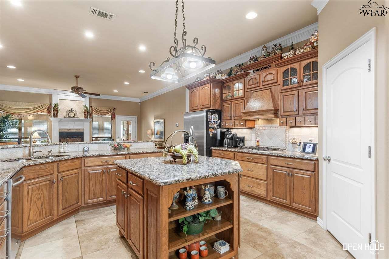 4158 Candlewood Circle, Wichita Falls, New York image 11