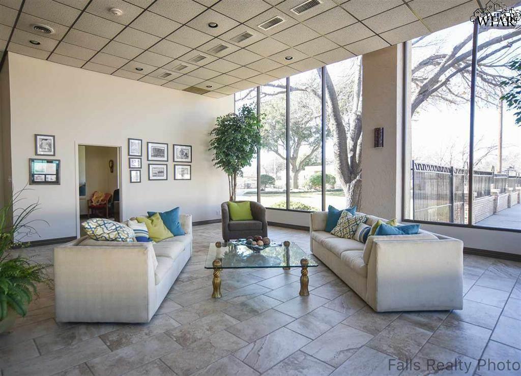2100 Santa Fe Street #UNIT 904, Wichita Falls, Texas image 1
