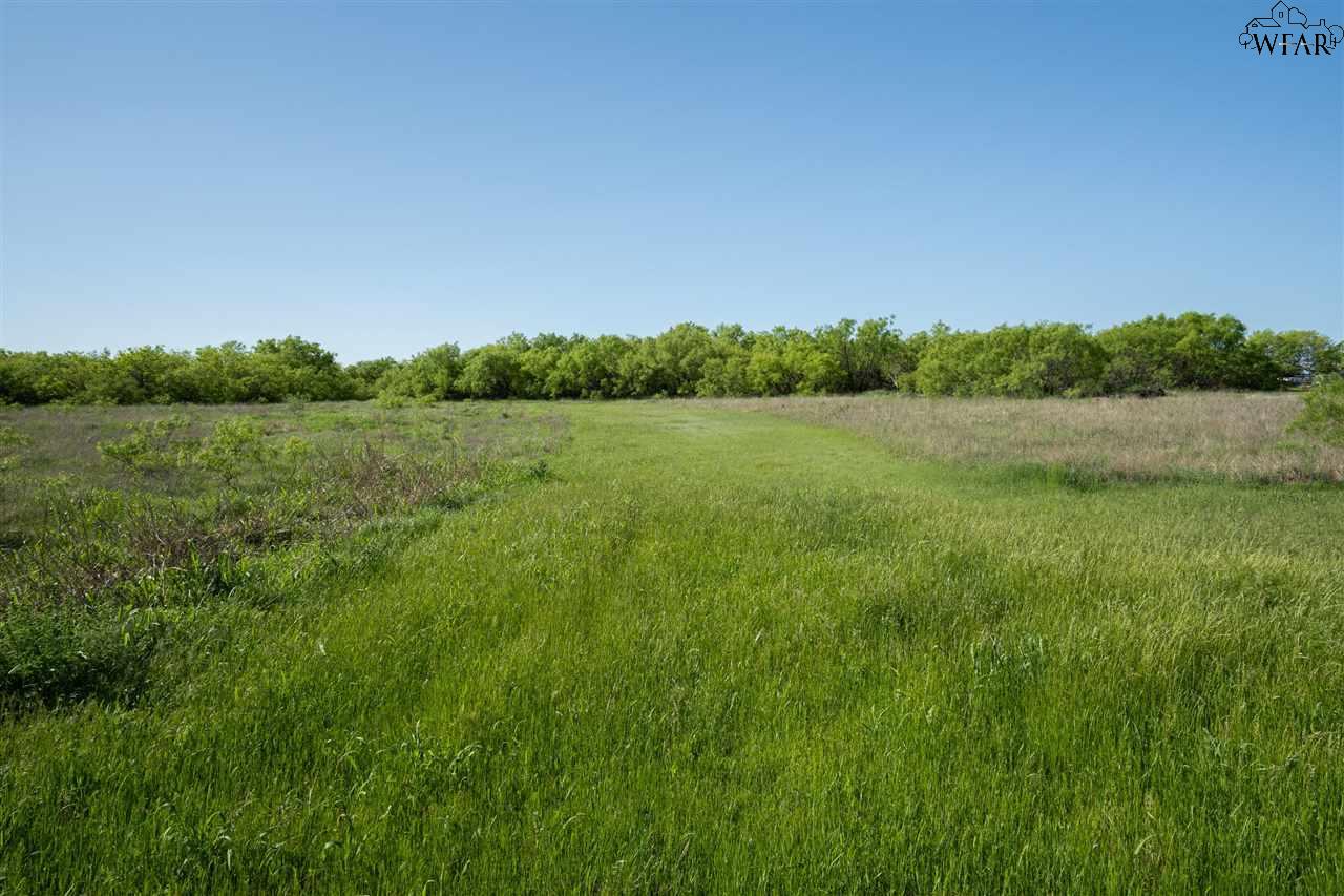 7476 Roller Road, Burkburnett, Texas image 2