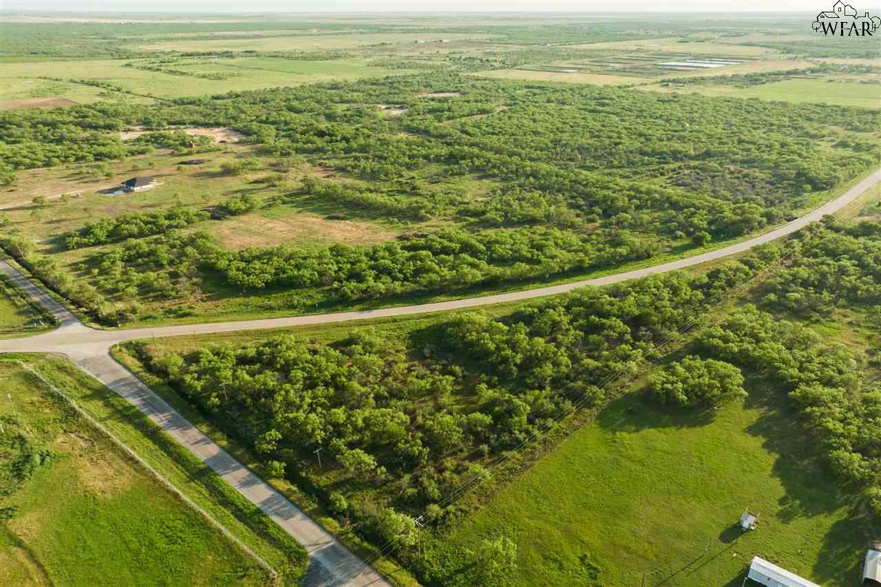 4.3 AC Hoge Road, Iowa Park, Texas image 21