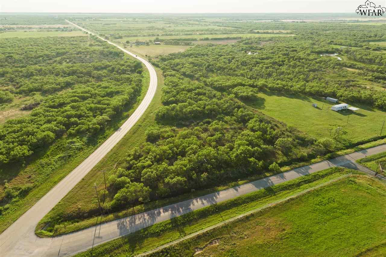 4.3 AC Hoge Road, Iowa Park, Texas image 17