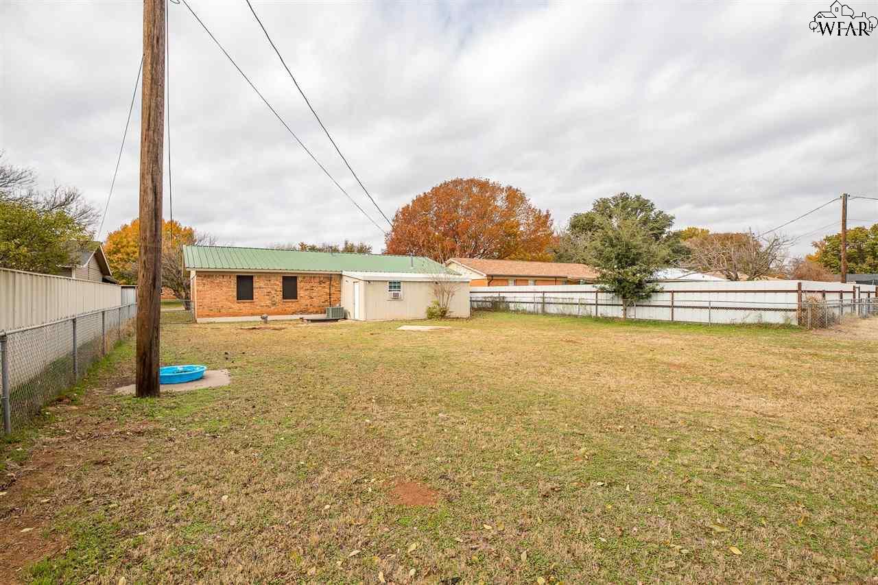 1109 Ruby Road, Burkburnett, Texas image 30