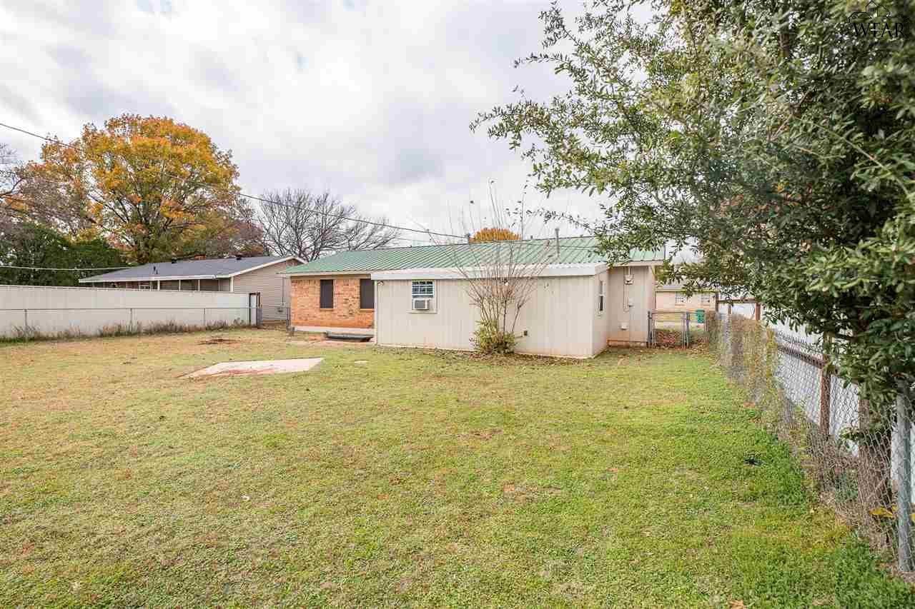 1109 Ruby Road, Burkburnett, Texas image 28