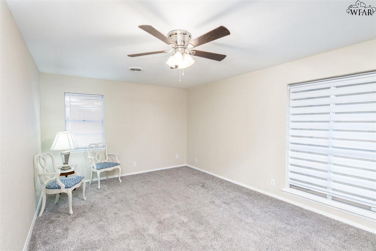 1109 Ruby Road, Burkburnett, Texas image 6