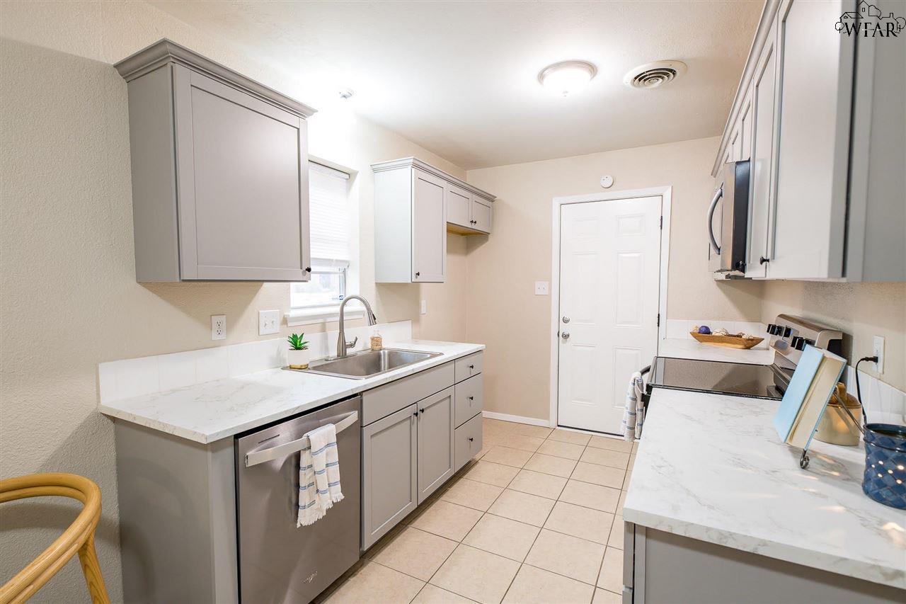 1109 Ruby Road, Burkburnett, Texas image 12