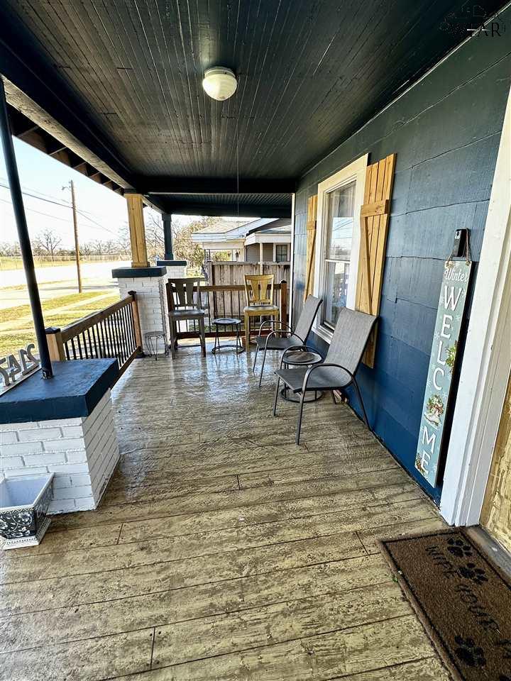 2147 Avenue J, Wichita Falls, Texas image 2