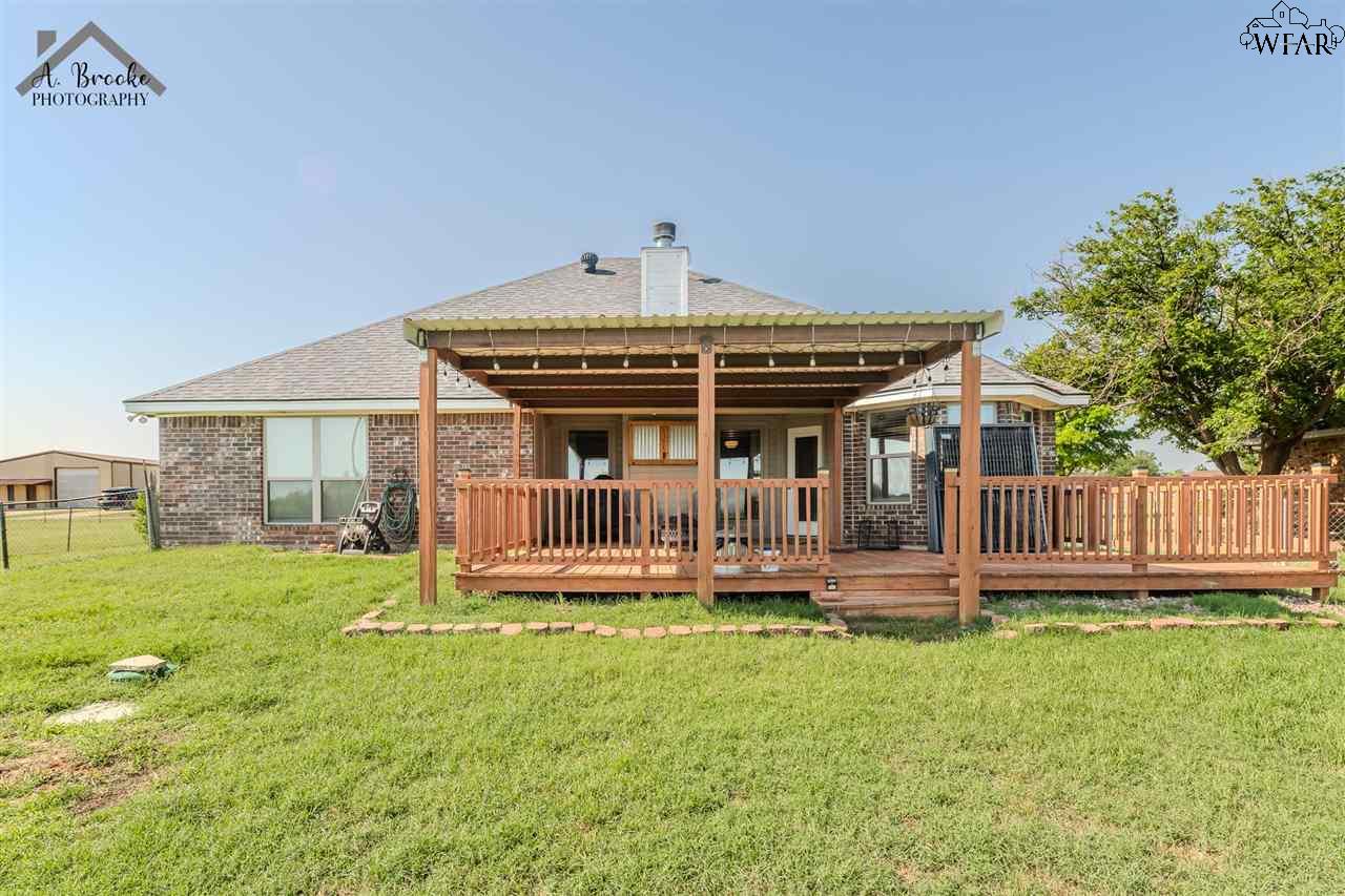 4117 Country Meadows Drive, Iowa Park, Texas image 28