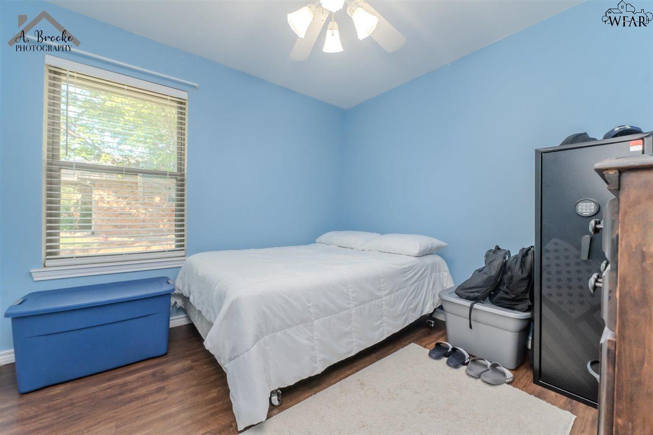 4117 Country Meadows Drive, Iowa Park, Texas image 22