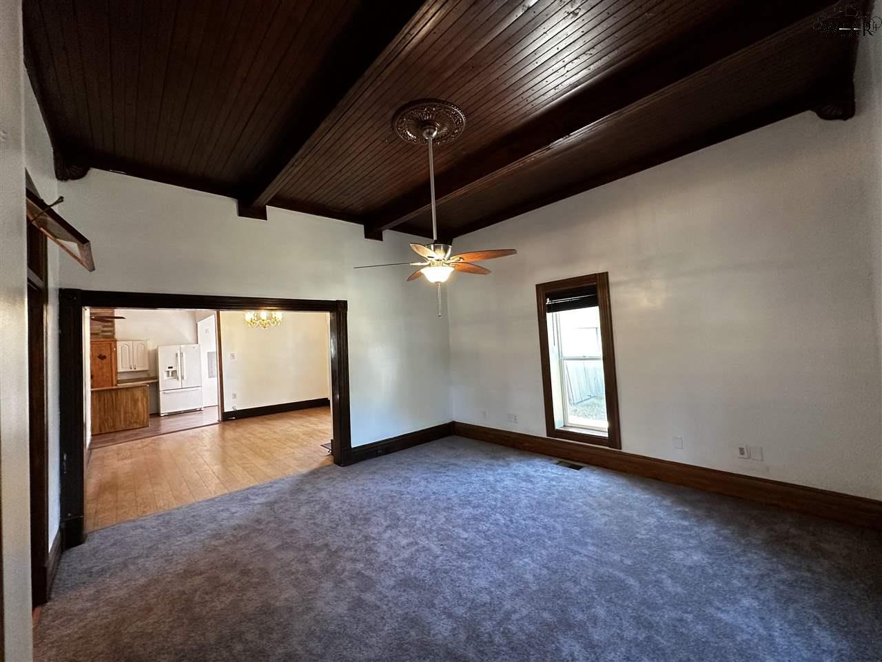501 N Tackitt Street, Seymour, Texas image 4