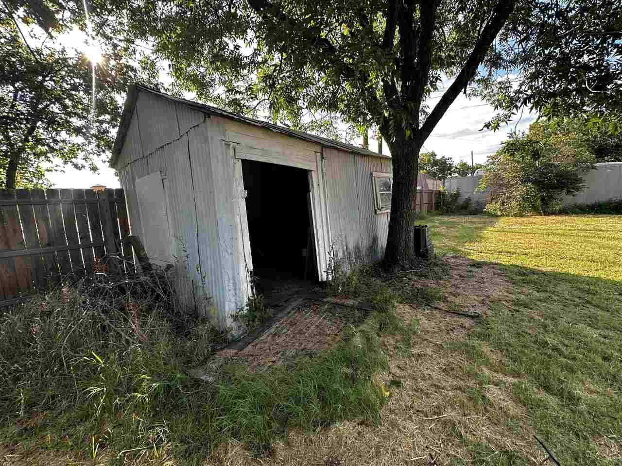 501 N Tackitt Street, Seymour, Texas image 26