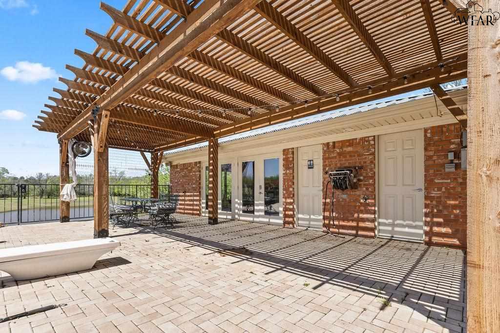 641 S Hancock Street, Henrietta, Texas image 20
